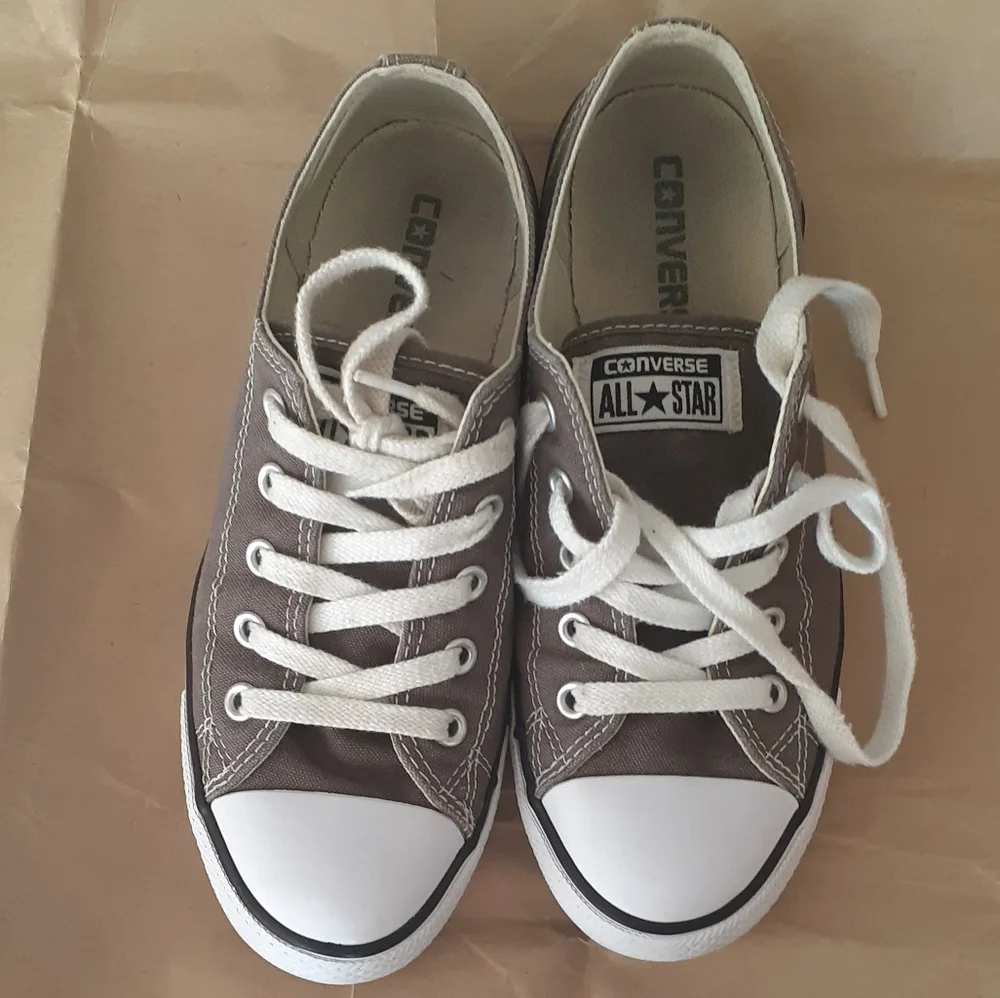 Converse - Picture 6 of 7